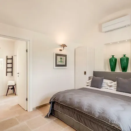 Lamia Del Riccio Ostuni