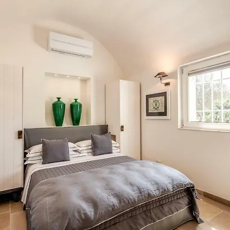 Lamia Del Riccio Ostuni